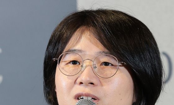 '그림자 아이' 유은정 감독