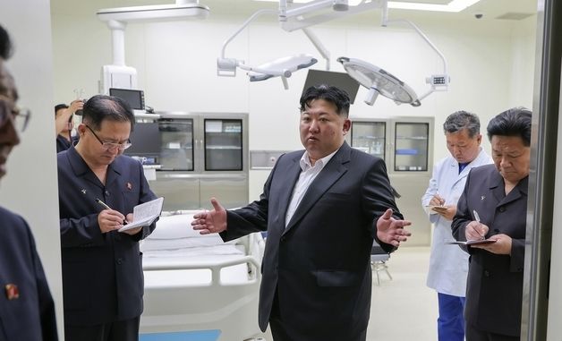 김정은, 원산갈마관광지구 운영 준비 상황 점검