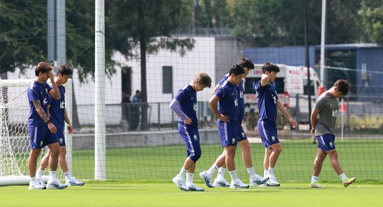 고개 숙인 대한민국 축구대표팀