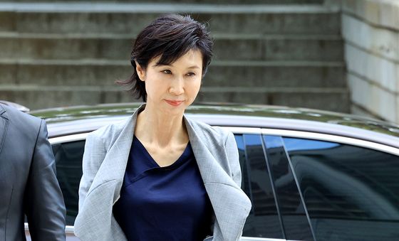 고등법원 출석하는 노소영 관장