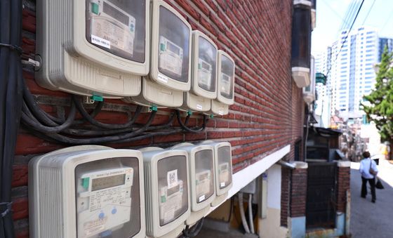 정부, 하반기 전기·가스요금 동결