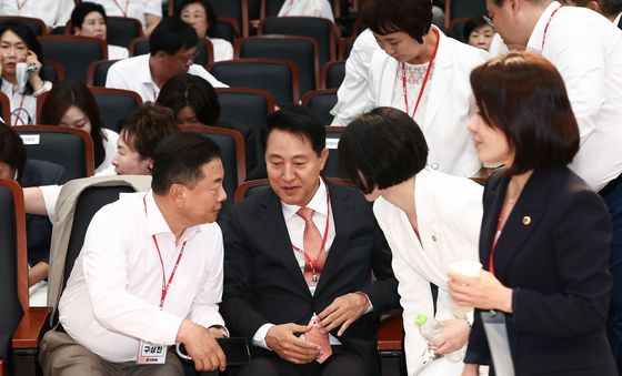 국힘 서울시장 지방선거 당선자 워크숍 참석한 오세훈 시장