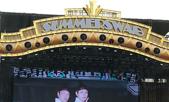 '왕사남' 박지훈, 싸이와 함께 오프닝 장식