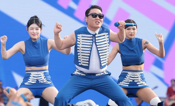 싸이, 압도적인 무대