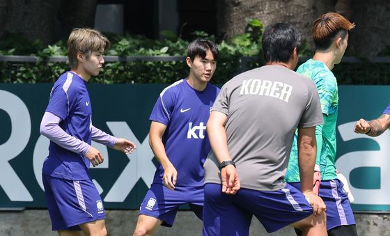 훈련하는 이강인