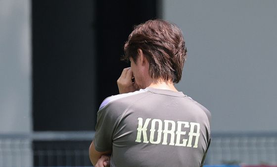 운명의 결과를 기다리다