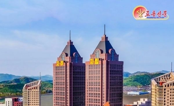 북한, 화성지구 4단계 주택 건축미 선전