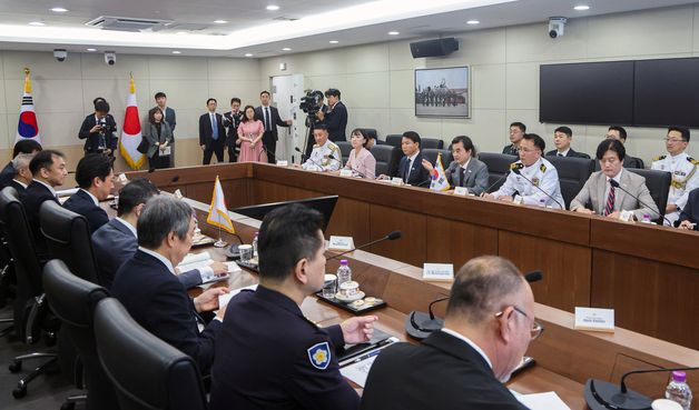 한일 국방장관회담