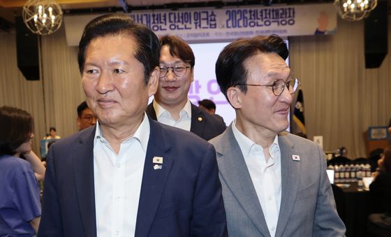 청년 당심 공략 나선 김민석·정청래
