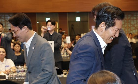 청년 당선인 찾은 김민석·정청래