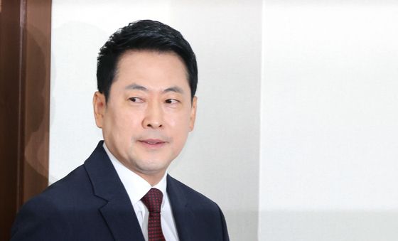 최고위 참석하는 장동혁 대표