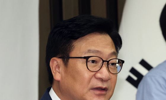 모두발언하는 정점식 원내대표