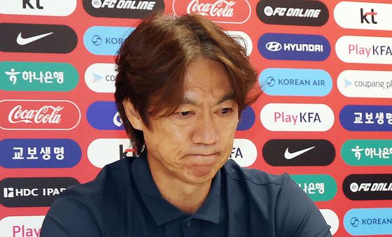 홍명보, 32강 진출 실패 책임지고 사퇴