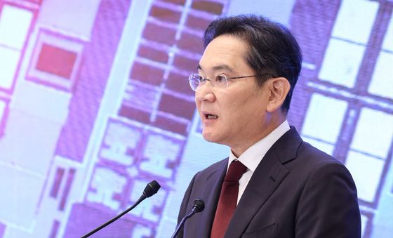 이재용 회장, 3대 메가프로젝트 투자계획 발표