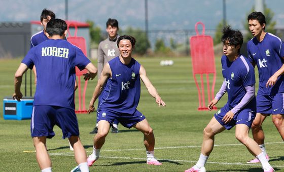 훈련하는 대한민국 축구대표팀