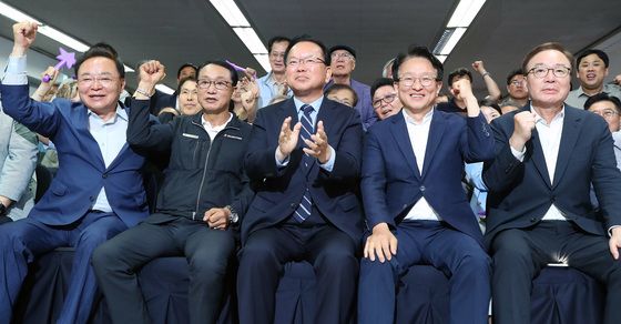 "김부겸! 김부겸!"