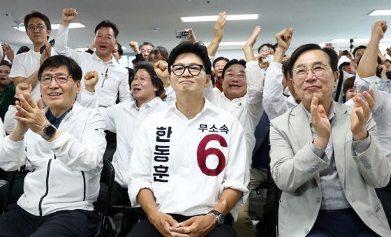 밝은 표정의 한동훈 후보