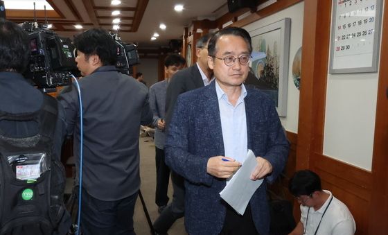 장동혁 대표 면담 마친 허철훈 사무총장