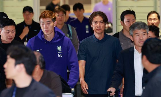 '월드컵 최악 성적' 홍명보호 입국