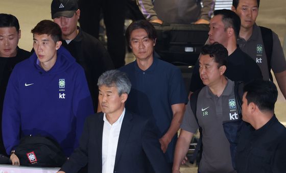 한국 도착한 홍명보 감독