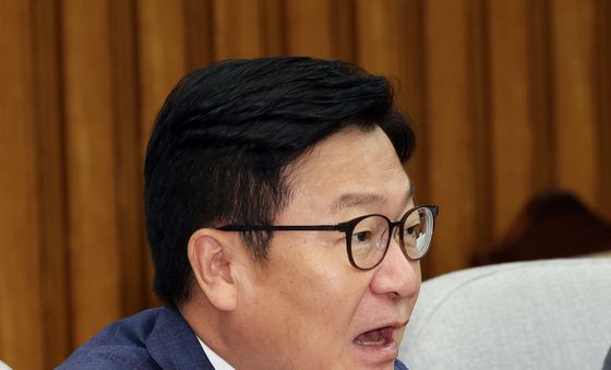 모두발언하는 정점식 원내대표
