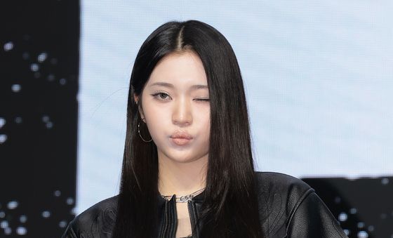 키비츠 강예슬, 윙크