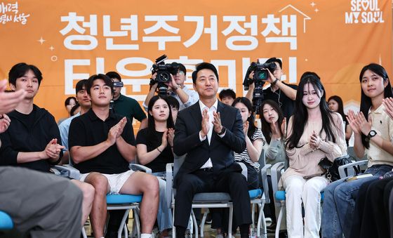 손뼉치는 오세훈 시장