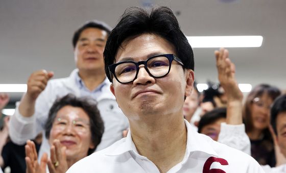 당선 확정 후 미소 짓는 한동훈