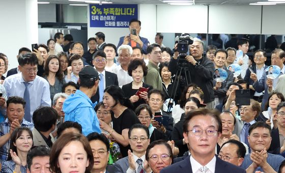 '당선 확실' 전재수 후보