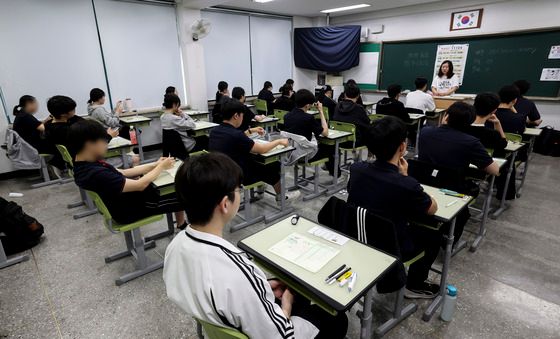 6월 모의평가 준비하는 고3