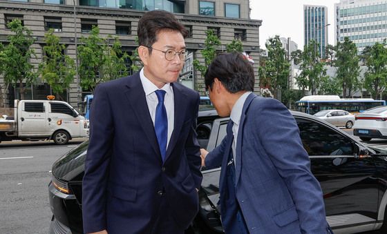 선거캠프 도착한 정원오 후보