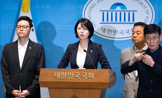 참패 속 서울 지킨 국민의힘 서울시당 기자회견