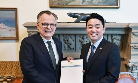 캐나다 총리 비서실장 만난 강훈식 비서실장