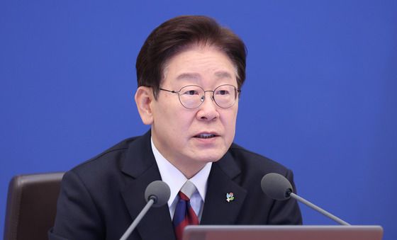 이재명 대통령 "투표용지 부족 납득 쉽지 않은 허점"