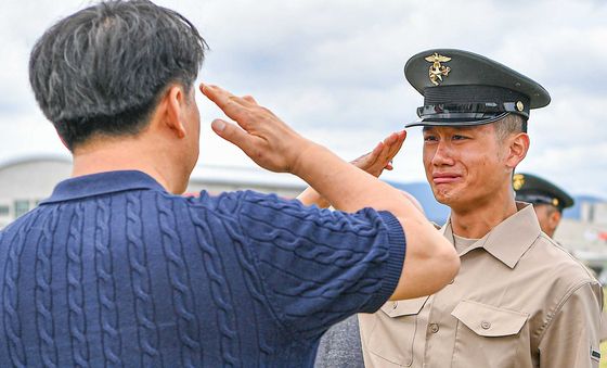 필승 해병 아들 신고합니다