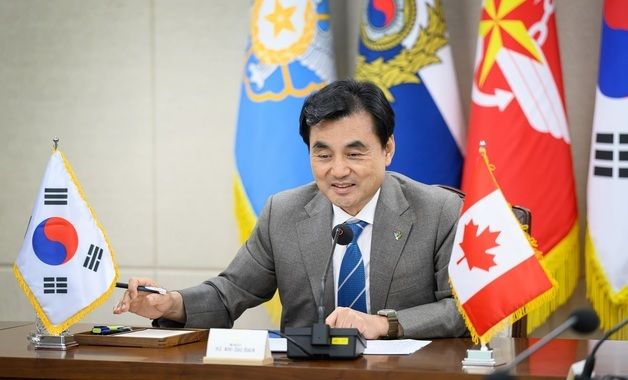 한·캐나다 국방부 장관 공조통화