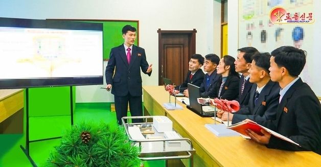 北 강계의학대학 '새 교수 방법 창조'에 집중