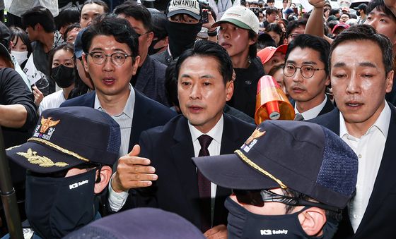 송파 개표소 찾아간 장동혁 대표