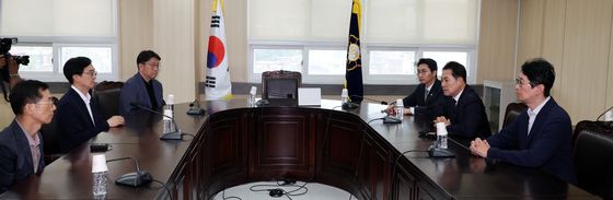 국민의힘, 서울시선관위 항의방문