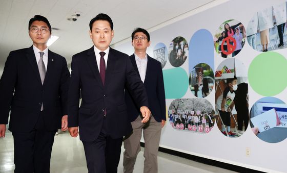 국민의힘, 서울시선관위 항의 방문