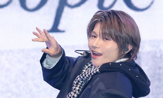 멋진 무대 선보이는 네이즈 유야