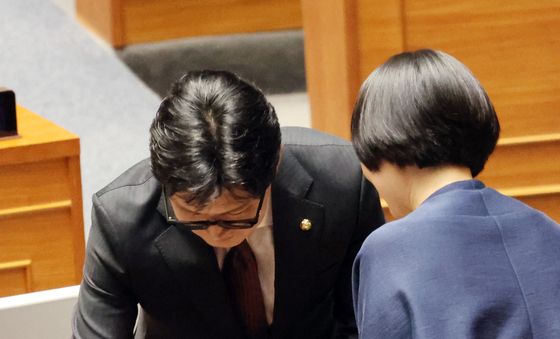 국회의장 선거에 투표하는 한동훈