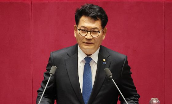 인사말하는 송영길 의원