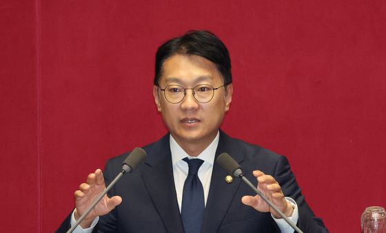 인사말하는 김남준 의원