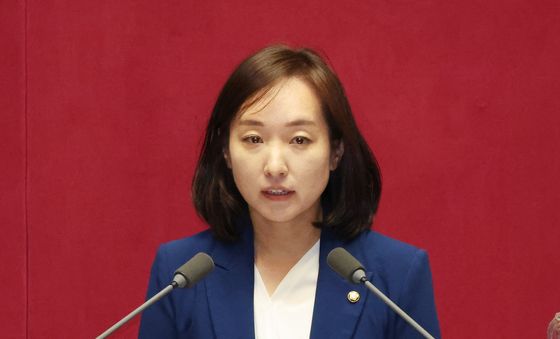 인사말하는 전은수 의원