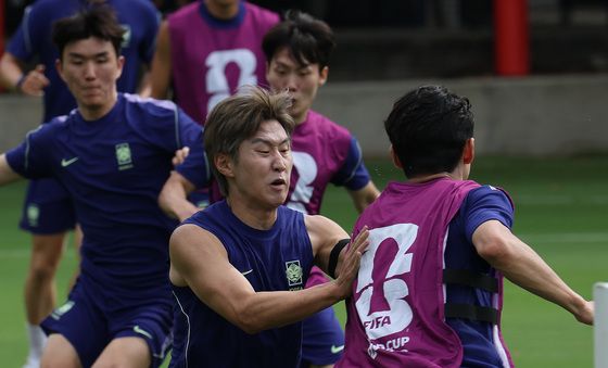 이강인 '실전 같은 훈련'