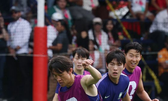 훈련하는 대한민국 축구대표팀