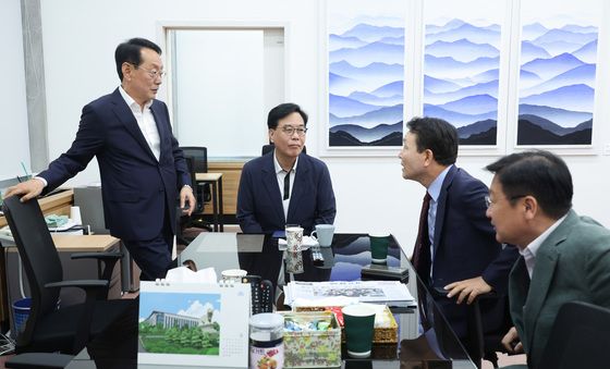 송언석 전 원내대표와 회동하는 김도읍·성일종·정점식