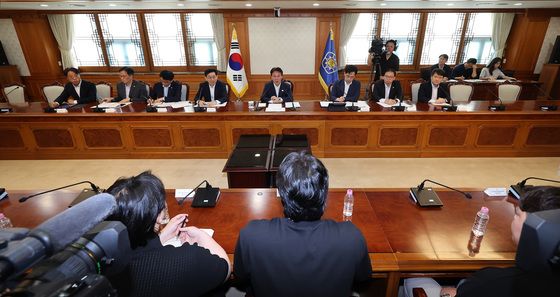 김민석 총리, 지방선거 관리 관련 대학생과의 간담회