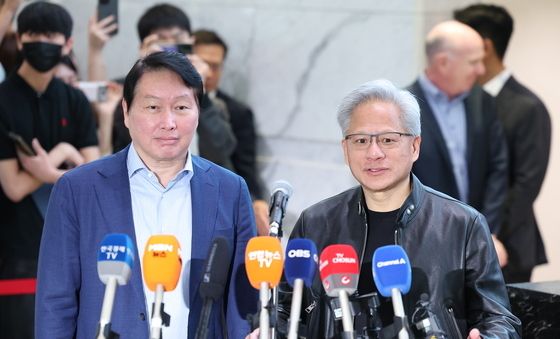 젠슨 황, 엔비디아·SK 협력안 발표